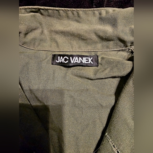 Jac Vanek "I HATE EVERYONE" jacket - Picture 5 of 5